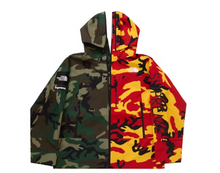 Load image into Gallery viewer, Supreme The North Face Split Taped Seam Shell Jacket &quot;Camo&quot;
