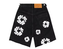 Load image into Gallery viewer, Denim Tears The Cotton Wreath Jean Short &quot;Black&quot;
