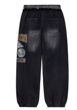 Load image into Gallery viewer, Vale Forever Villain Sweatpants &quot;Black&quot;
