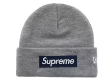Load image into Gallery viewer, Supreme New Era Box Logo Beanie (FW25) "Heather Grey"
