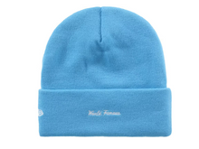 Load image into Gallery viewer, Supreme New Era Box Logo Beanie (FW25) "Cyan"

