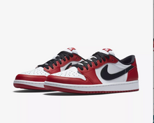 Load image into Gallery viewer, Jordan 1 Retro Low &quot;Chicago&quot; (2016)
