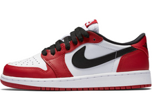 Load image into Gallery viewer, Jordan 1 Retro Low &quot;Chicago&quot; (2016)
